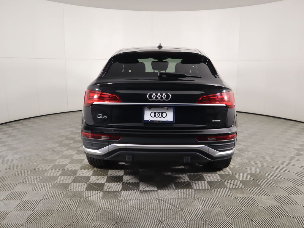 Thumbnail: 2021 Audi Q5 - 6