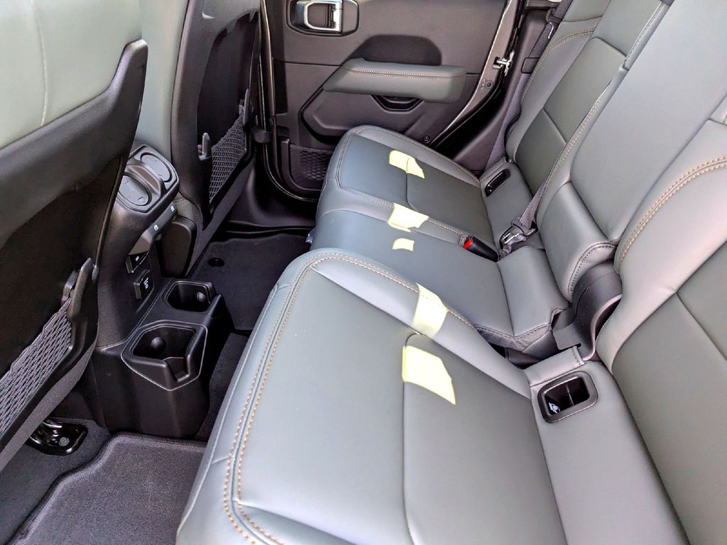 New Car 2025 Jeep Gladiator  Mojave For Sale In Taylor, Texas