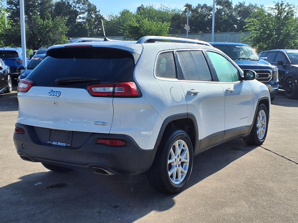 2017 Jeep Cherokee Latitude White at EAG Ford Navasota