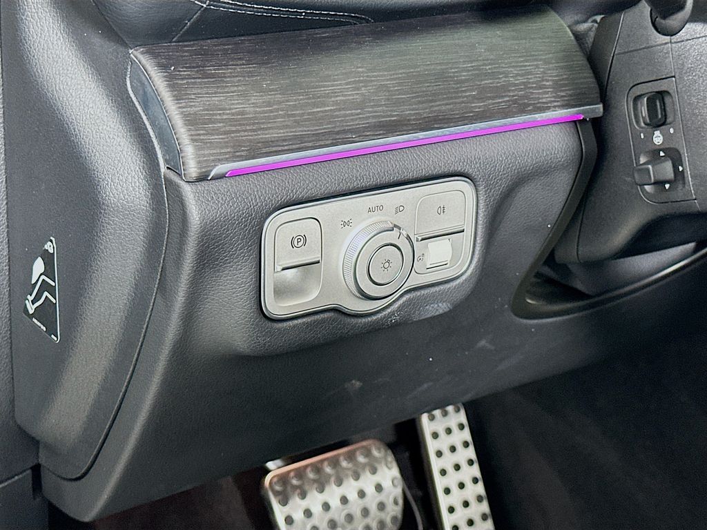 Thumbnail: 2025 Mercedes-Benz GLS - 10