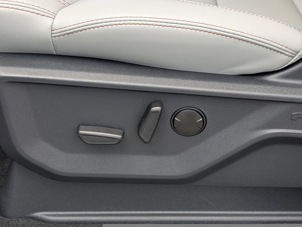 2025 Ford Expedition Active MAX