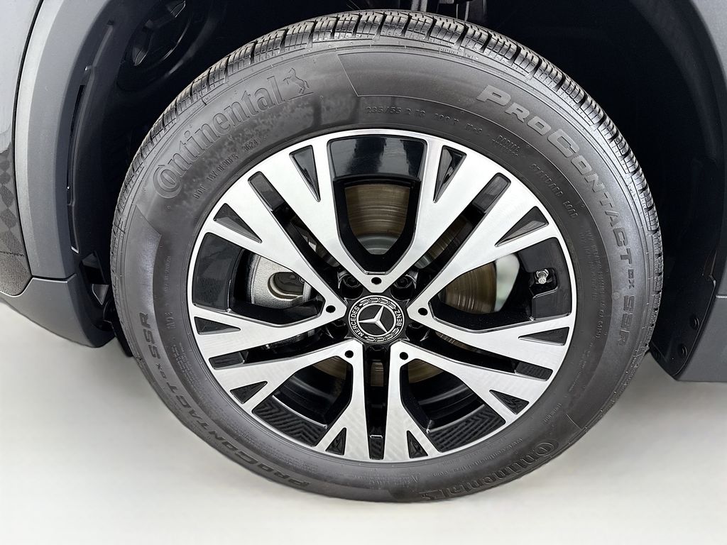 Thumbnail: 2025 Mercedes-Benz GLA - 28