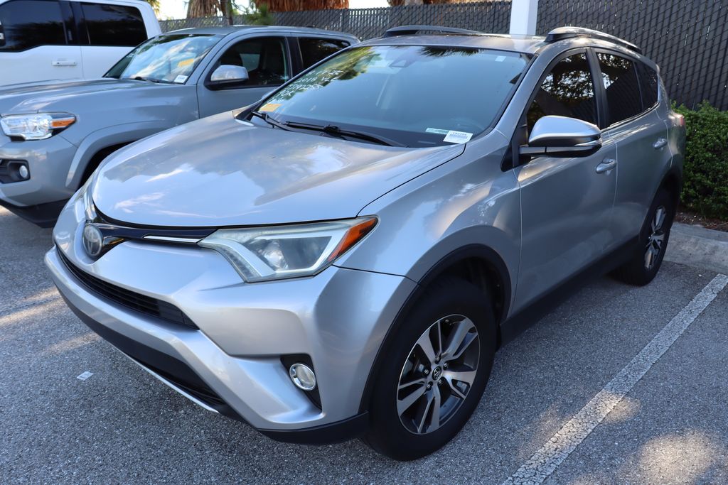 Thumbnail: 2018 Toyota RAV4 - 2