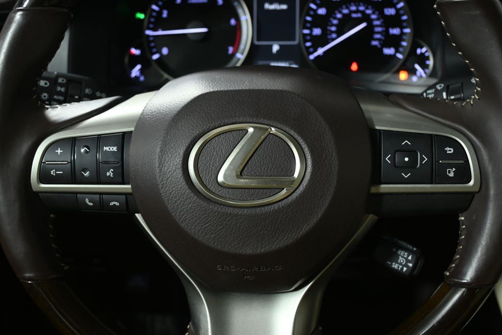 Thumbnail: 2016 Lexus ES - 18