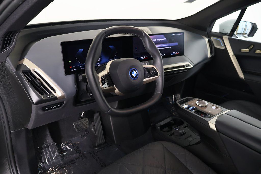 Thumbnail: 2024 BMW iX - 7