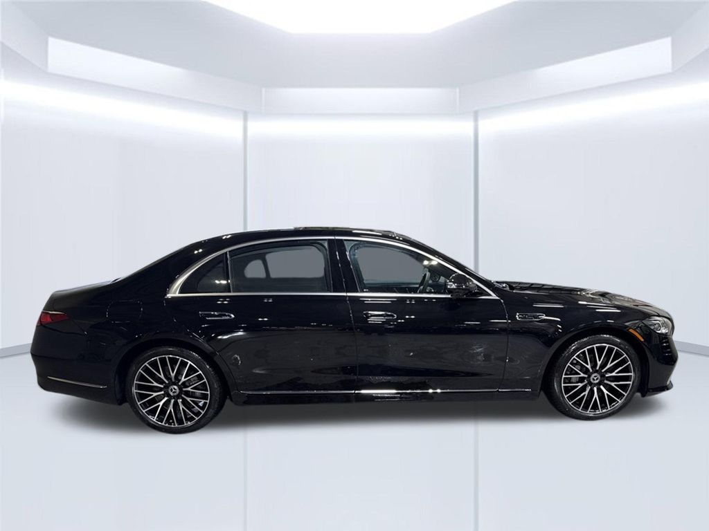 Thumbnail: 2027 Mercedes-Benz S-Class - 6