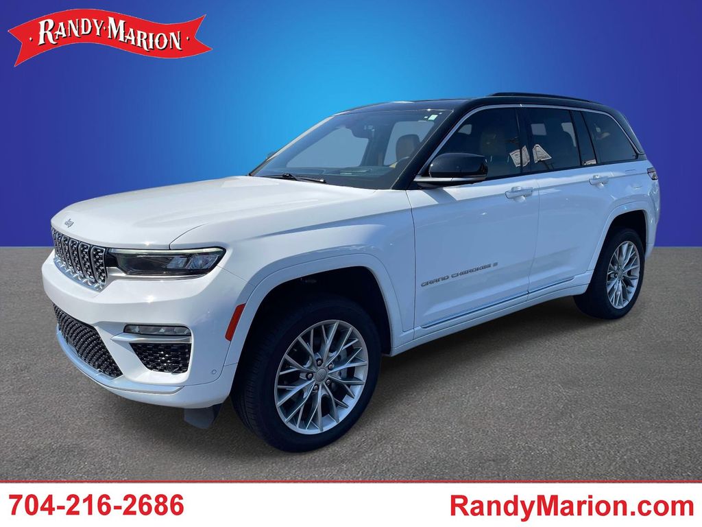 Bright White Clearcoat 2024 Jeep Grand Cherokee SUV / Crossover Four-Wheel Drive 8-Speed Automatic