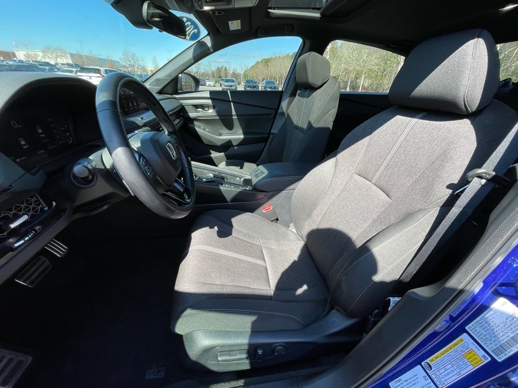 Thumbnail: 2025 Honda Accord - 27