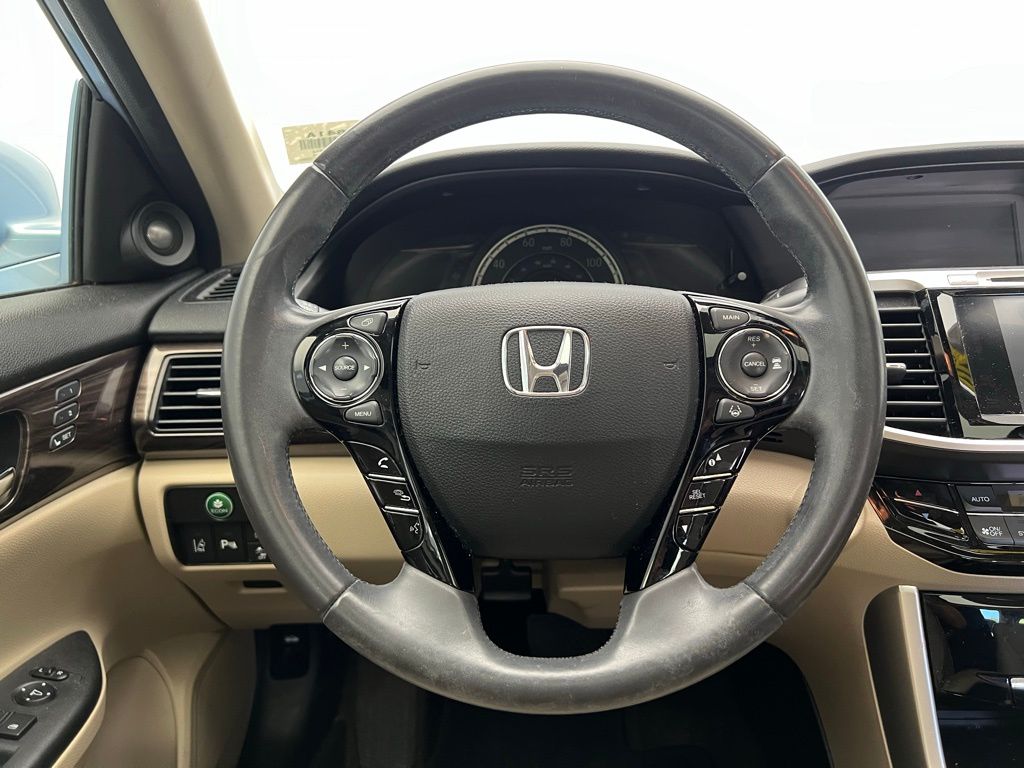Thumbnail: 2017 Honda Accord - 17