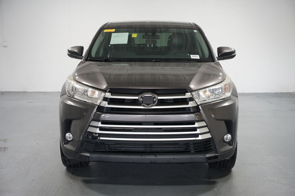 Thumbnail: 2017 Toyota Highlander - 2