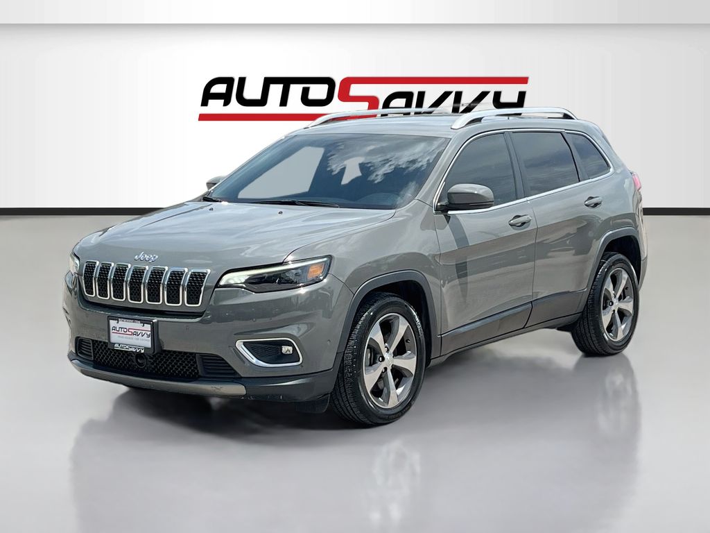 Used 2019 Gray Jeep Limited image 3