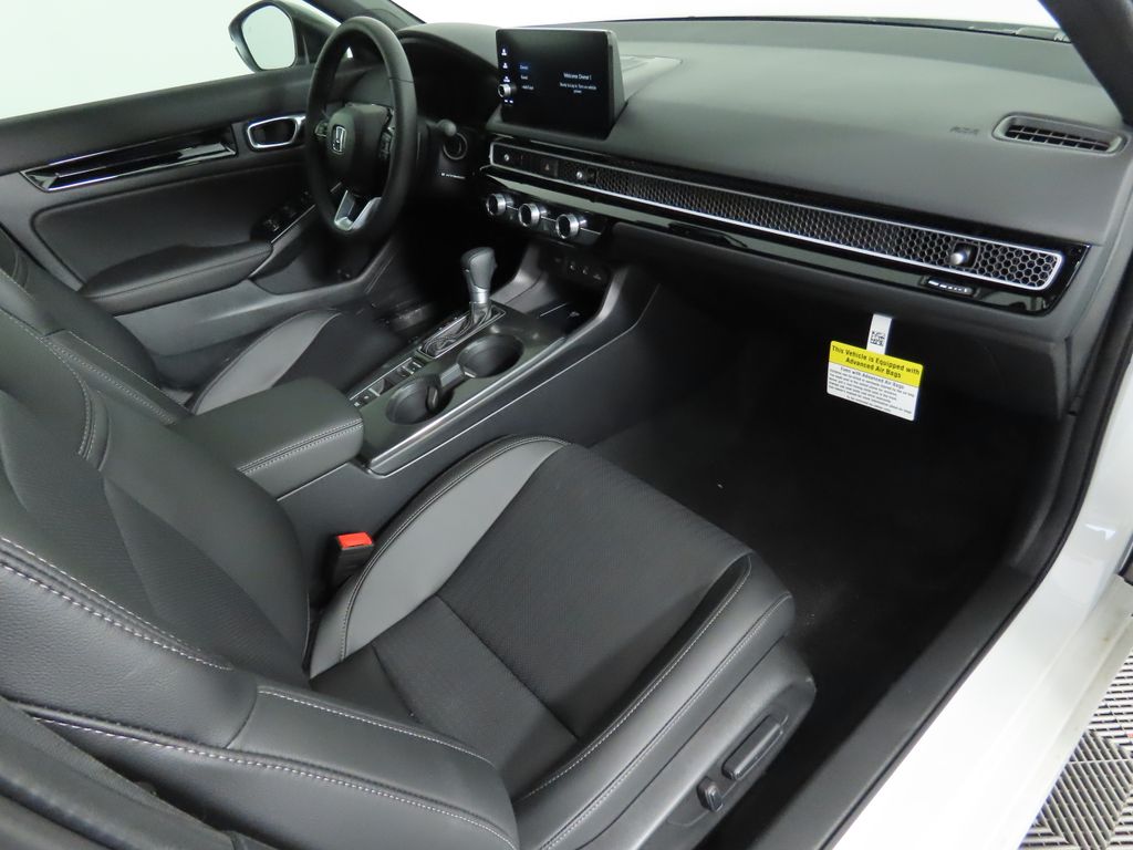 2025 Honda Civic Sport Touring 18