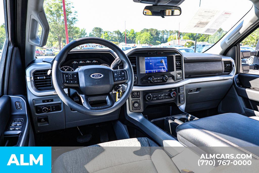 Used 2022 Blue Ford XLT image 27