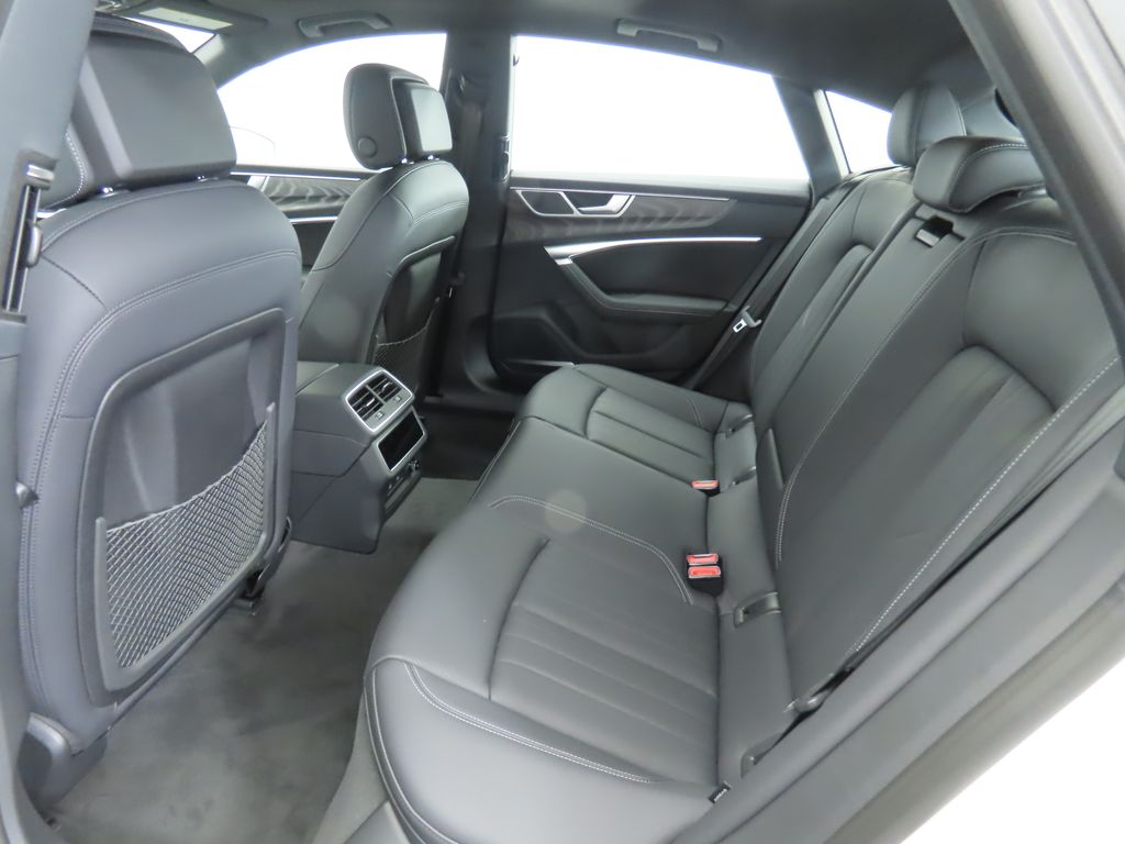 2025 Audi A7  23