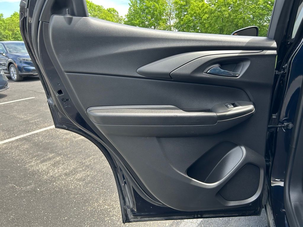 2021 Chevrolet TrailBlazer LS 18