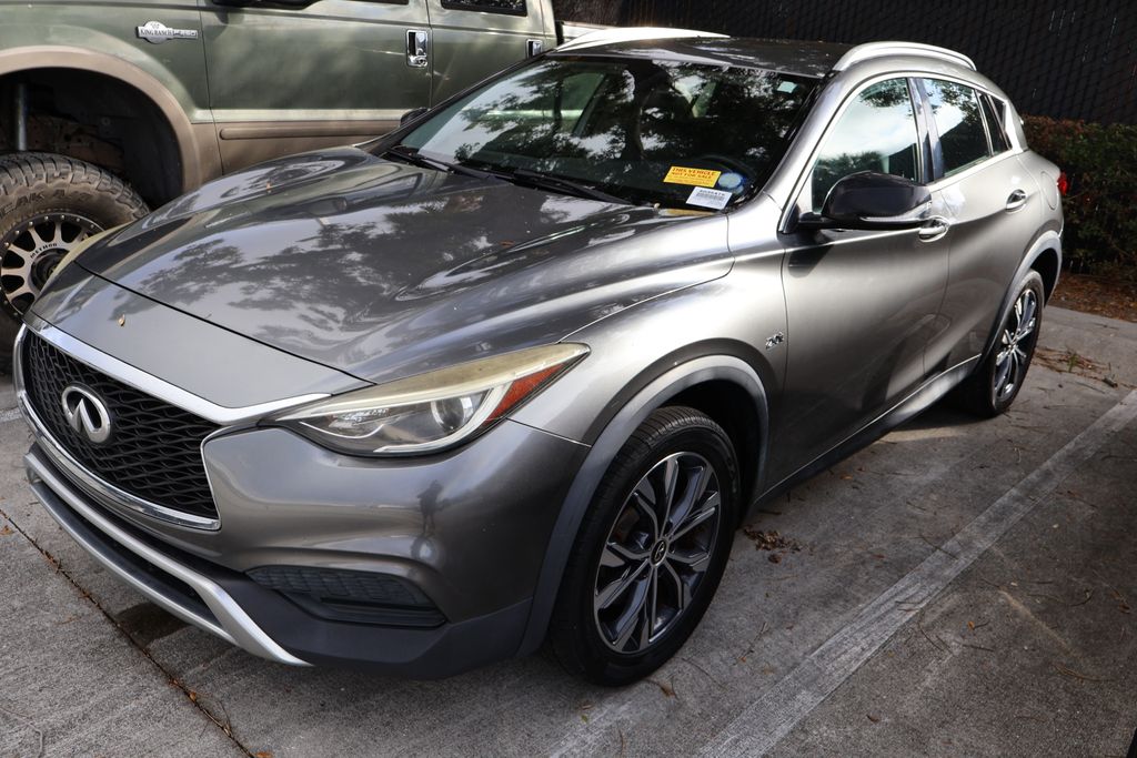 Thumbnail: 2017 INFINITI QX30 - 2