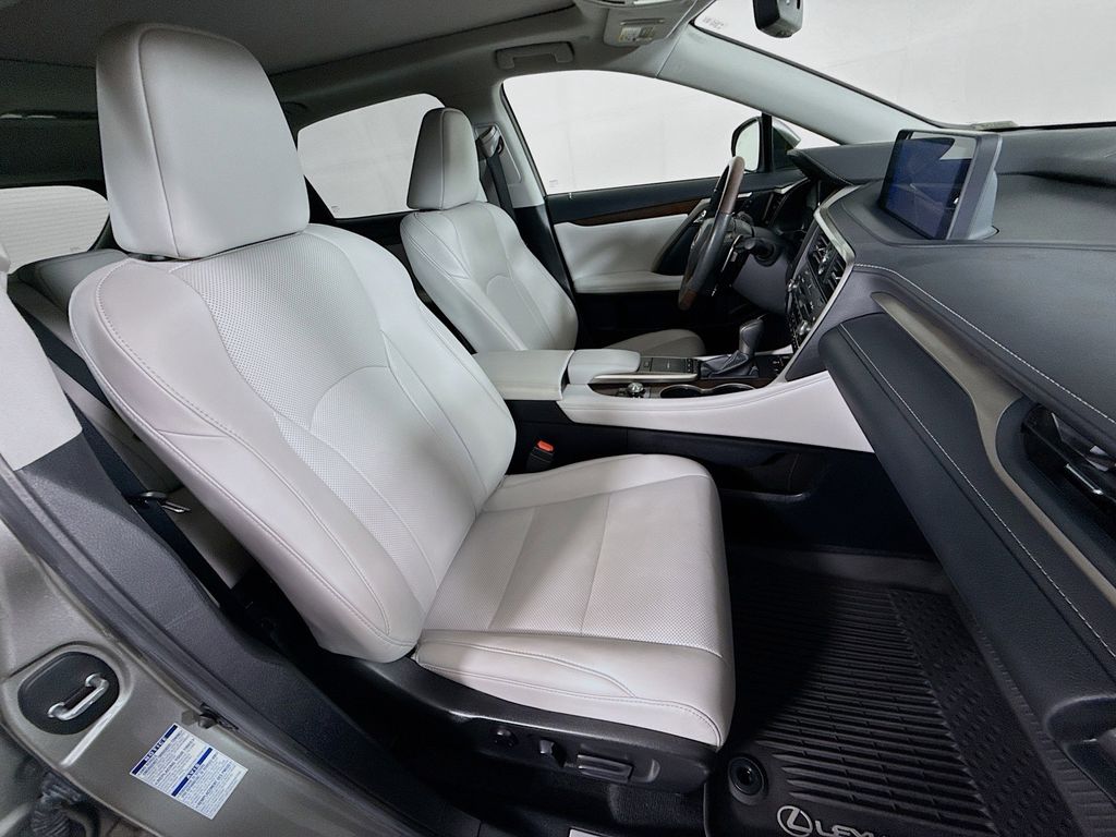 Thumbnail: 2022 Lexus RX - 29