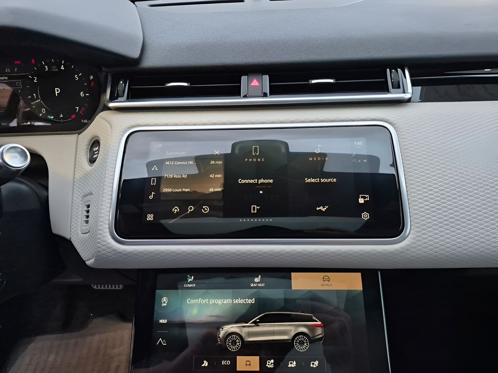 Used 2021  Land Rover P250 R-Dynamic S image 39