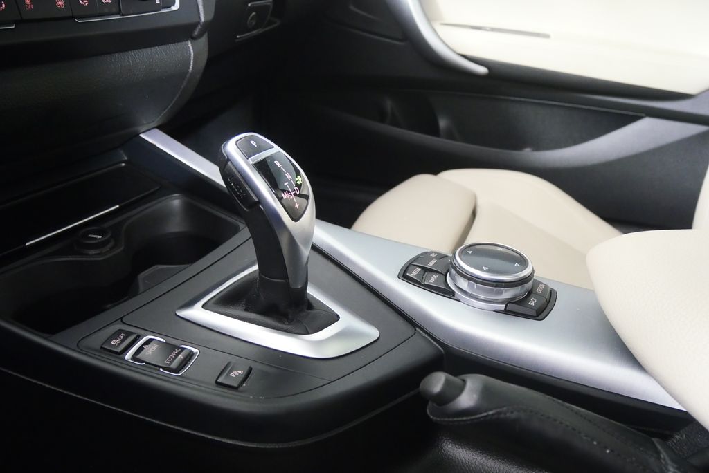 Thumbnail: 2015 BMW 2 Series - 18