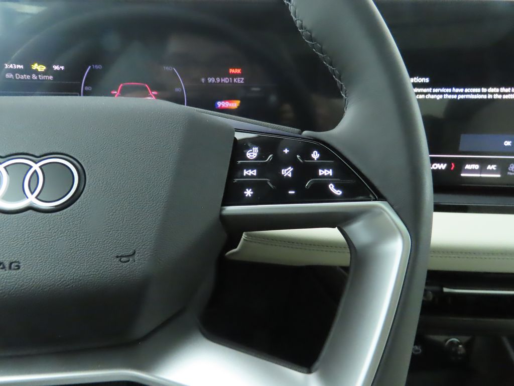 Thumbnail: 2025 Audi Q6 e-tron - 13