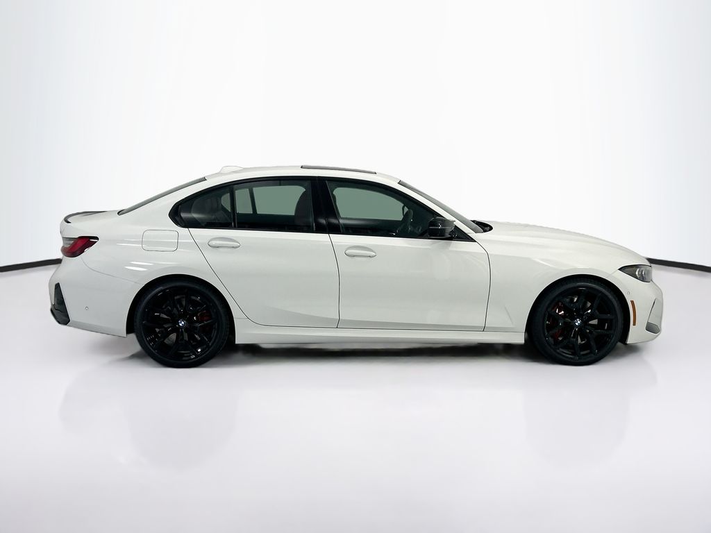 Thumbnail: 2026 BMW 3 Series - 4