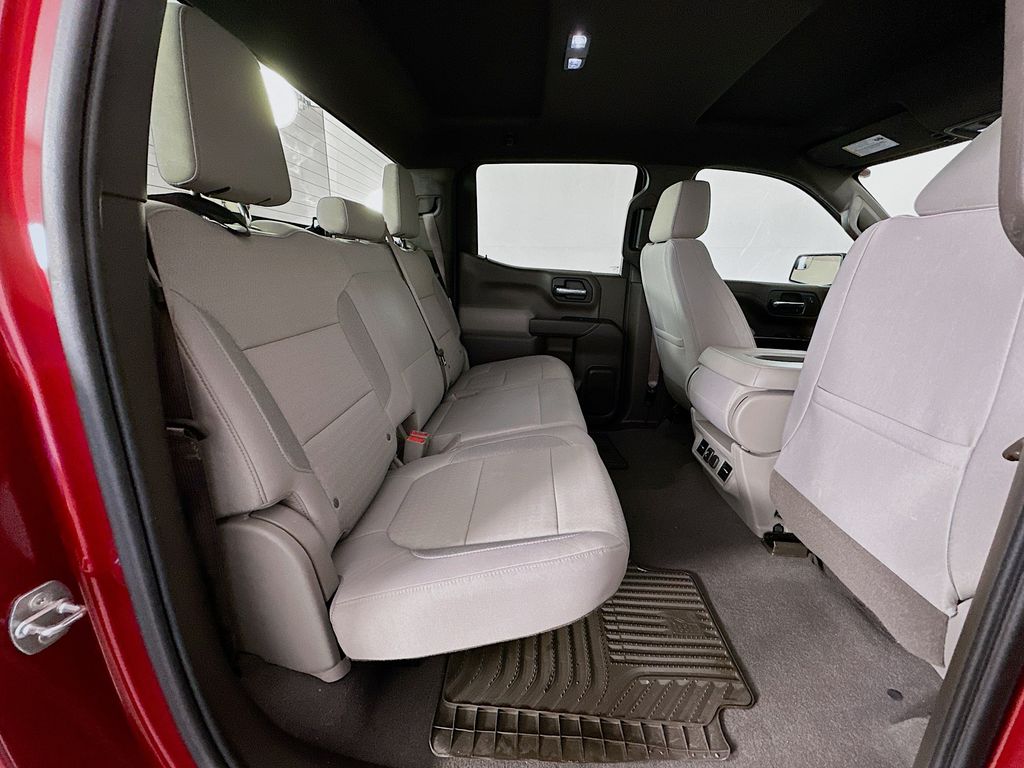 Thumbnail: 2021 Chevrolet Silverado 1500 - 26