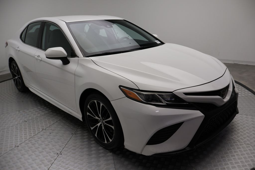 Thumbnail: 2019 Toyota Camry - 6