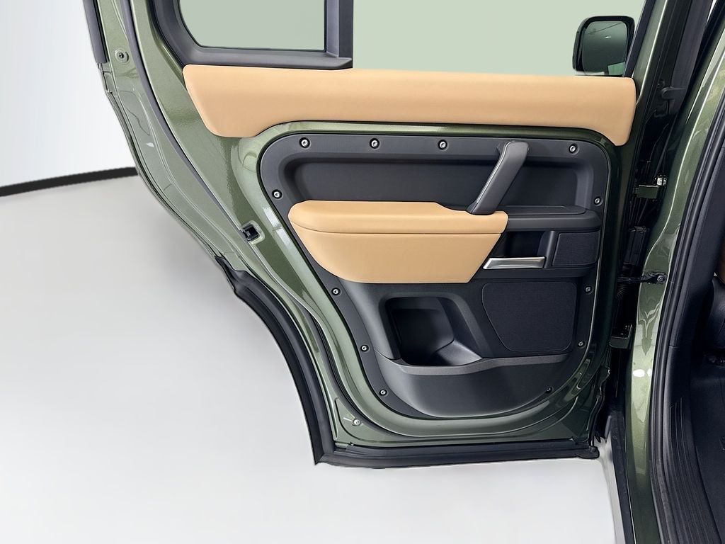 Thumbnail: 2026 Land Rover Defender - 25