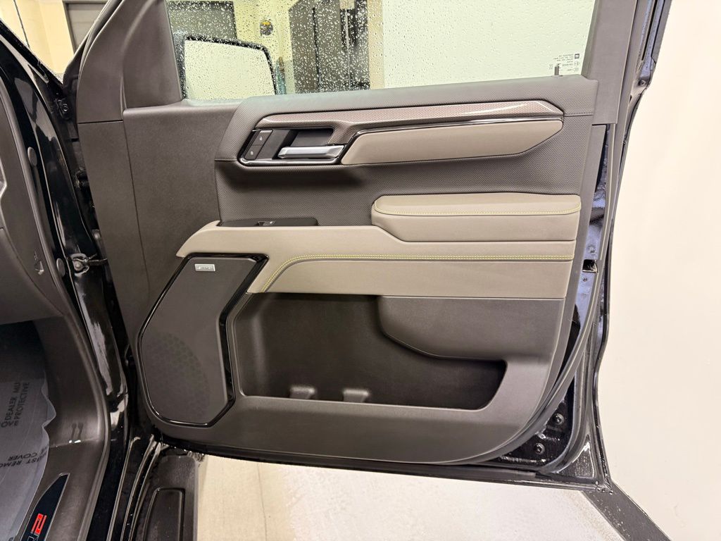 Thumbnail: 2025 Chevrolet Silverado 1500 - 28