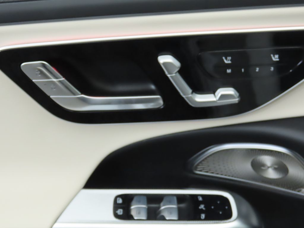 2025 Mercedes-Benz E-Class E 350 25