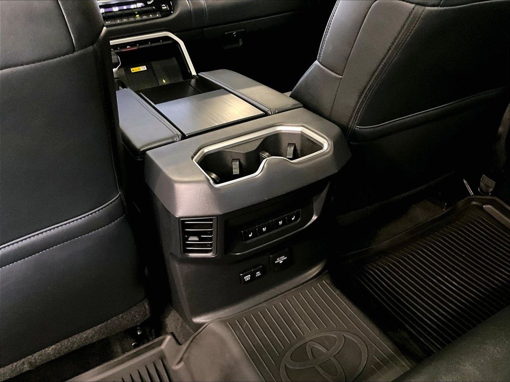 2024 Toyota Tundra — photo 28