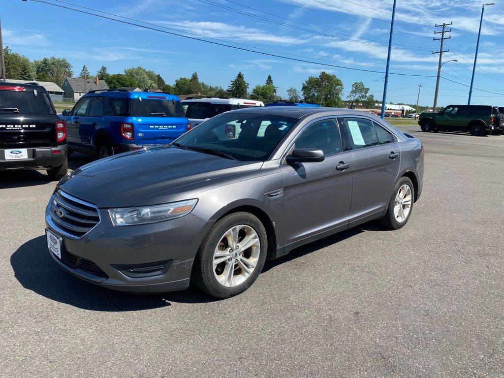  2014 Ford Taurus SEL   