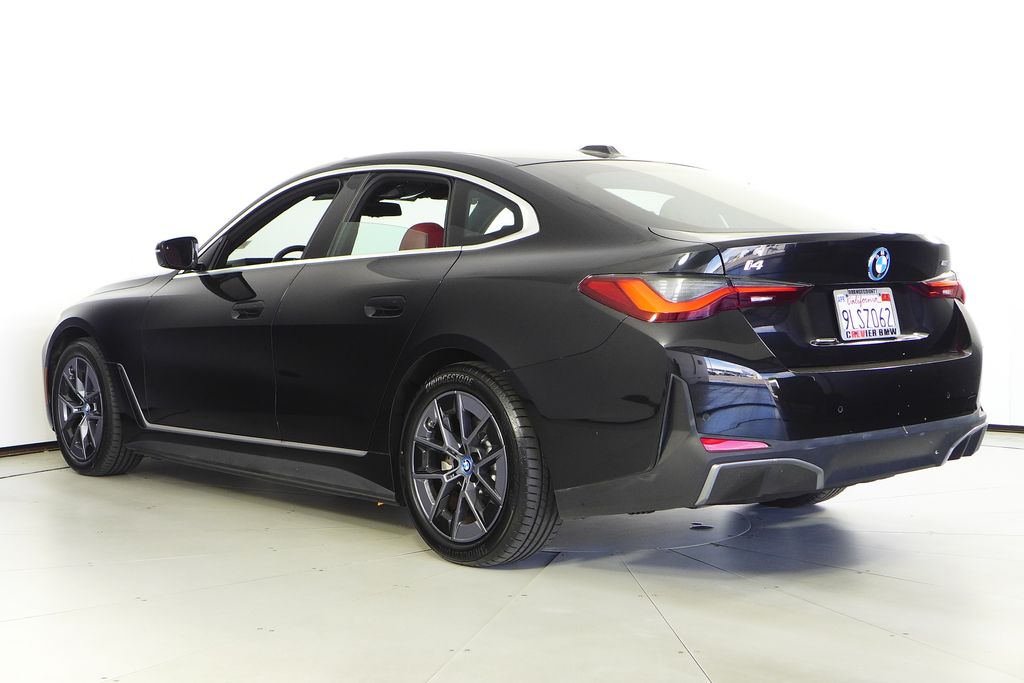 Thumbnail: 2023 BMW i4 - 9