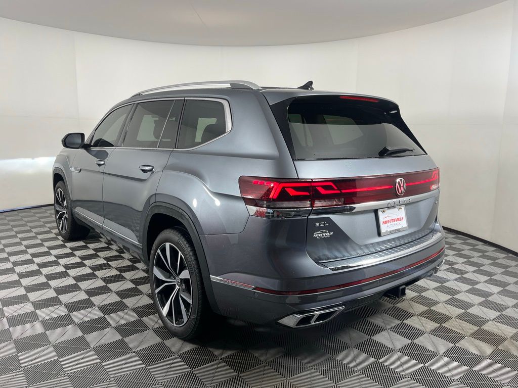 2024 Volkswagen Atlas SEL 15