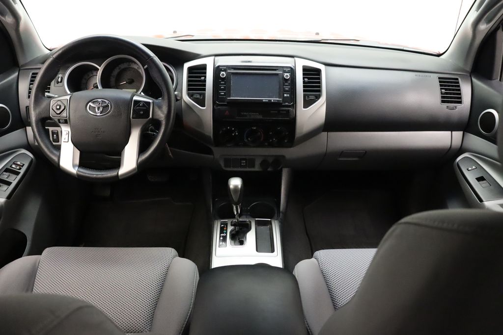 Thumbnail: 2015 Toyota Tacoma - 24