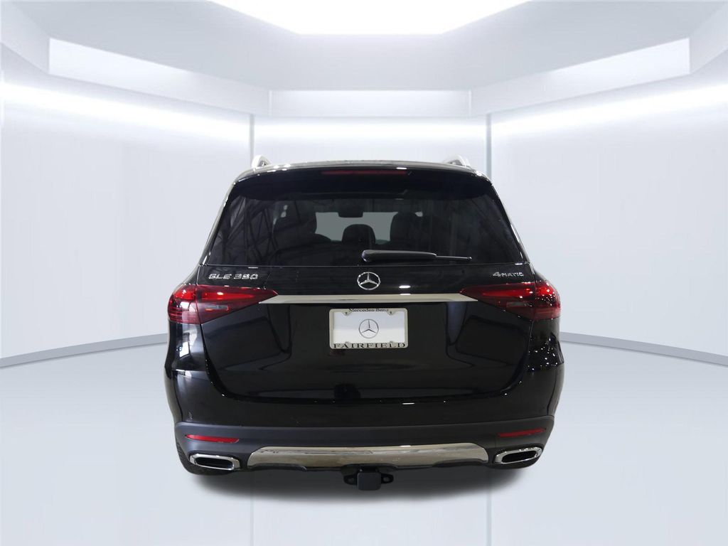 Thumbnail: 2026 Mercedes-Benz GLE - 4