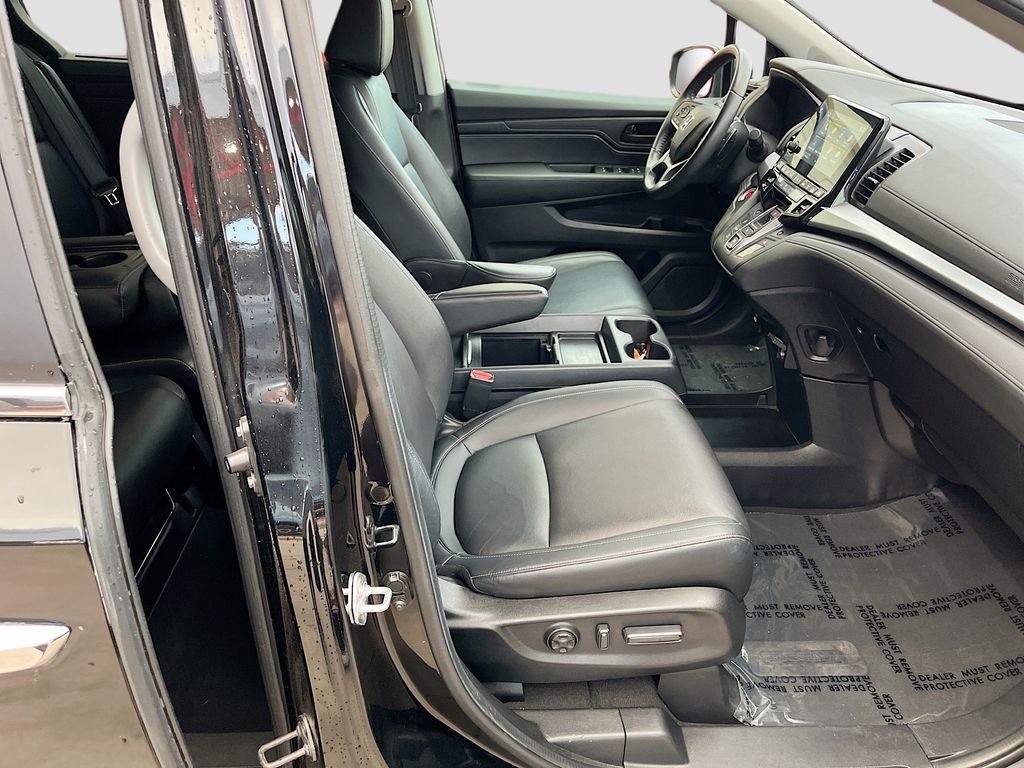Used 2024 Black Honda EX-L image 30