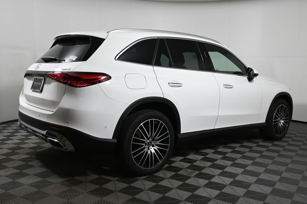 Thumbnail: 2025 Mercedes-Benz GLC - 7