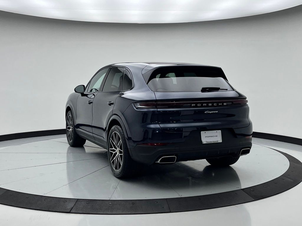 Thumbnail: 2025 Porsche Cayenne - 3