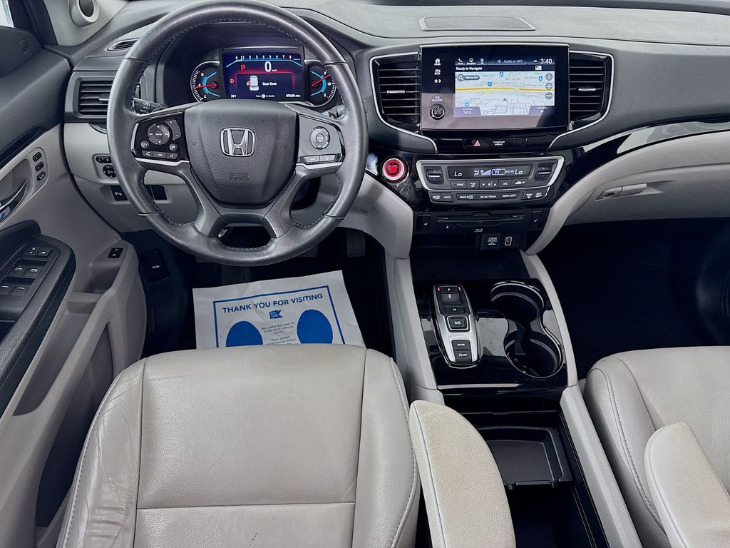Used Car 2020 Honda Pilot  Touring For Sale Under $30,000 In Austin, Texas