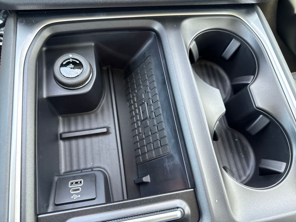 2025 Ford Expedition MAX photo 26