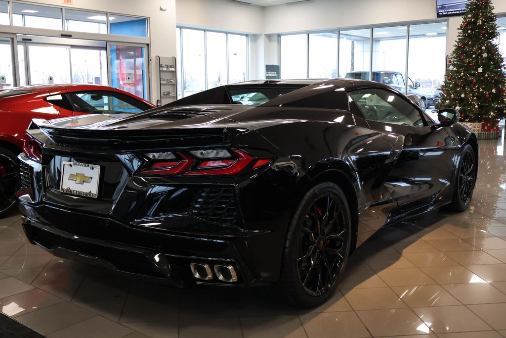 2024 Chevrolet Corvette Stingray 10