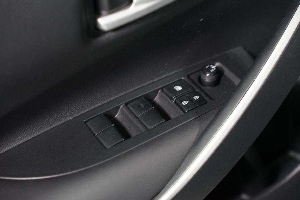 Thumbnail: 2022 Toyota Corolla - 29