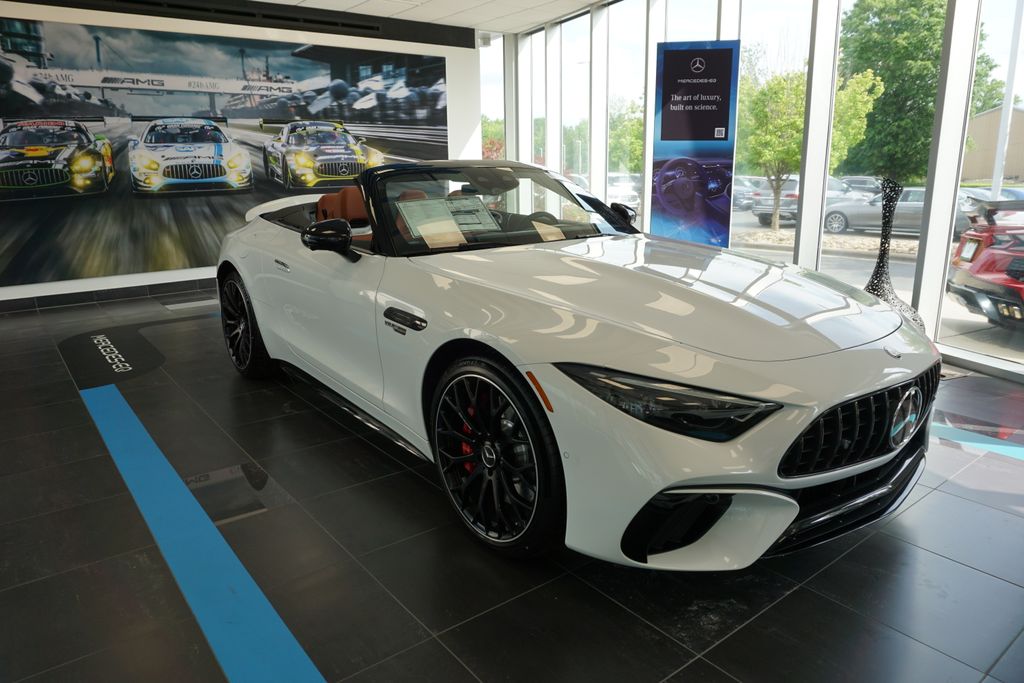Thumbnail: 2025 Mercedes-Benz SL-Class - 30