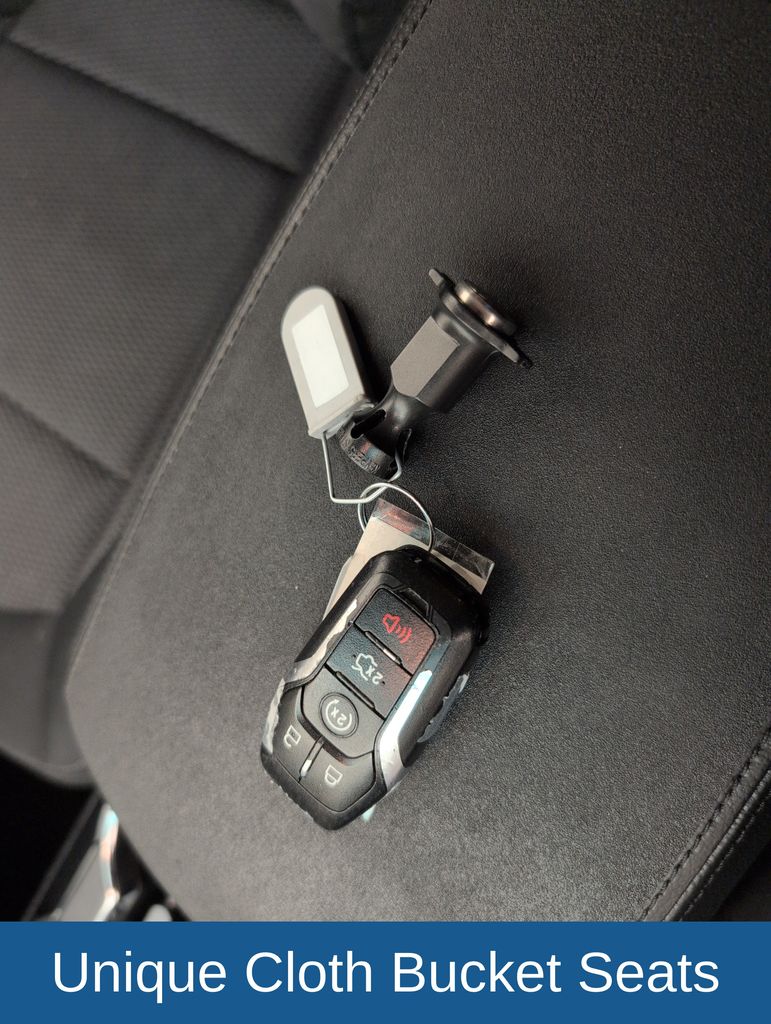 Used 2017 White Ford XLT image 42