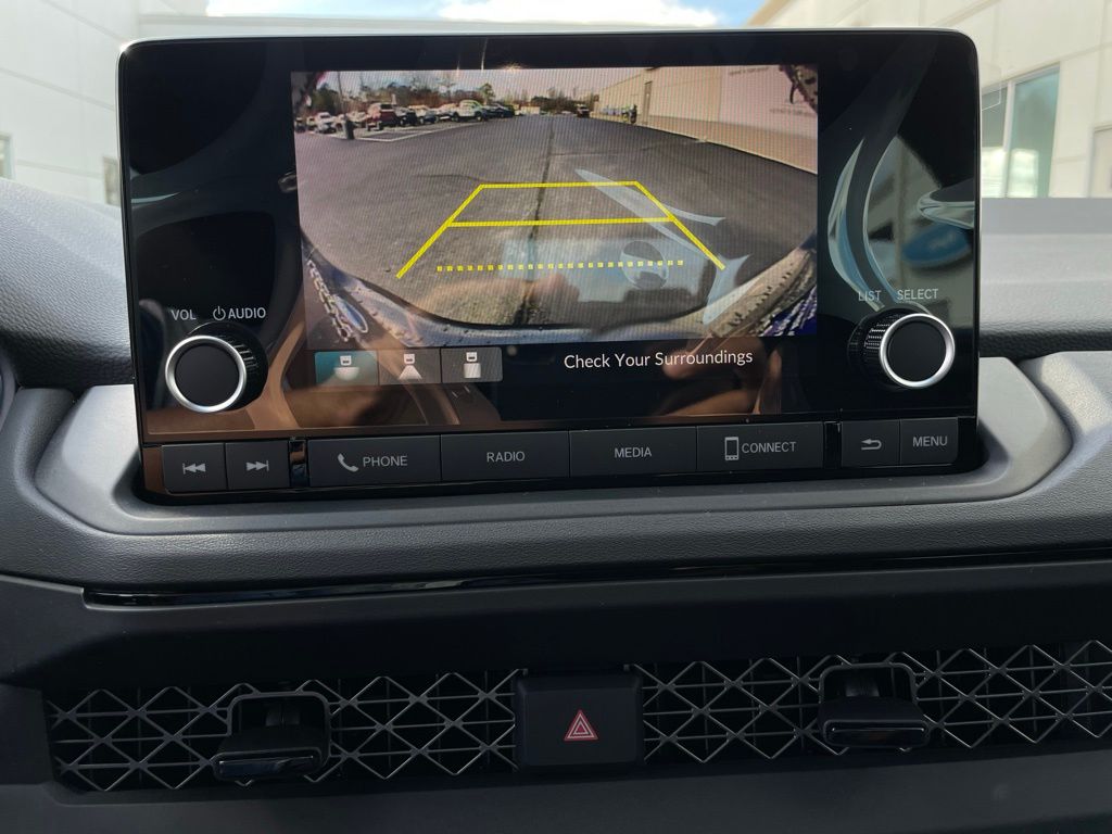 2025 Honda Accord LX 16