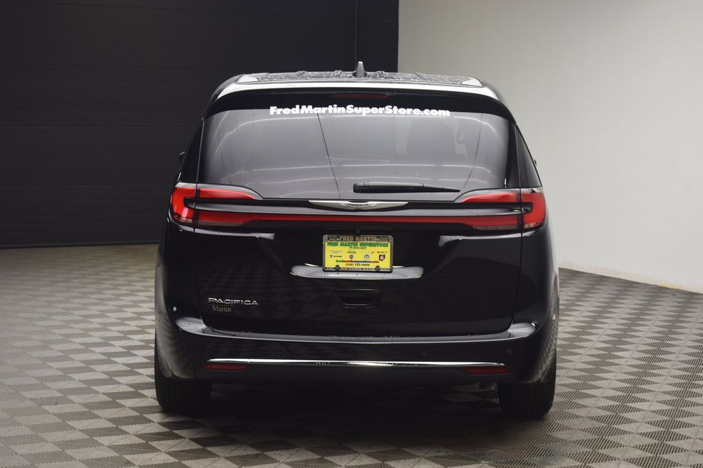 new 2026 Chrysler Pacifica car, priced at $42,456