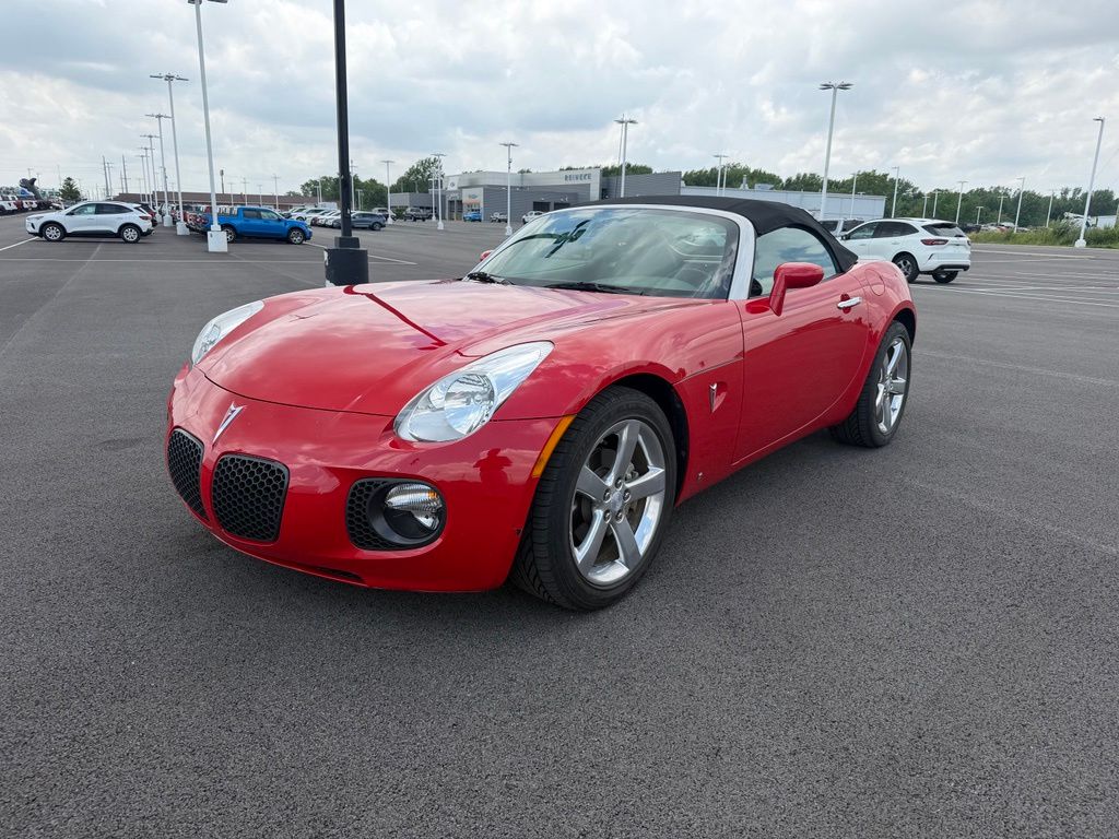 Aggressive (Victory Red) 2008 Pontiac Solstice GXP Convertible Rear-Wheel Drive 5-Speed Automatic