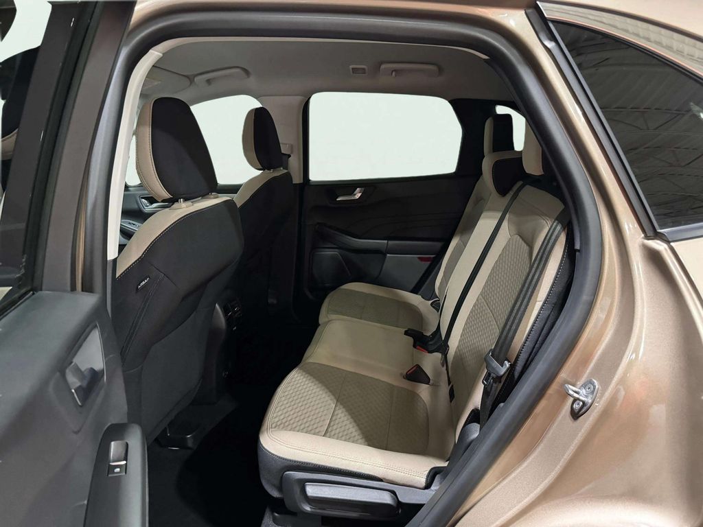 Used 2021 Desert Gold Metallic Ford SE image 22
