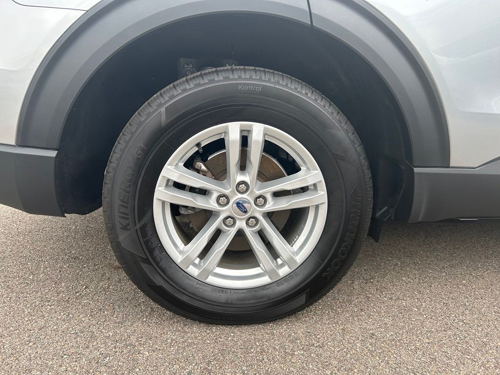 Certified Used 2024 Silver Ford XLT image 10